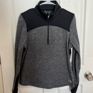 Under Armour Women’s Gray/Black Fitted Cold Gear Half Zip